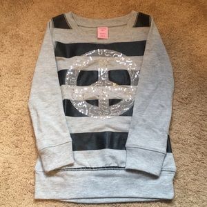 NWOT Toddler girls peace sign sweatshirt
